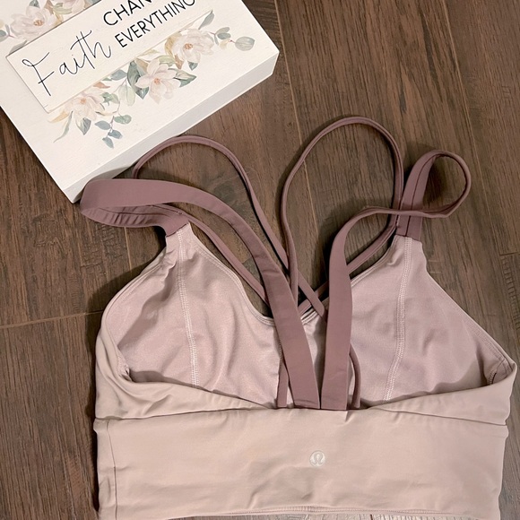 Lululemon sports bra - Picture 2 of 4